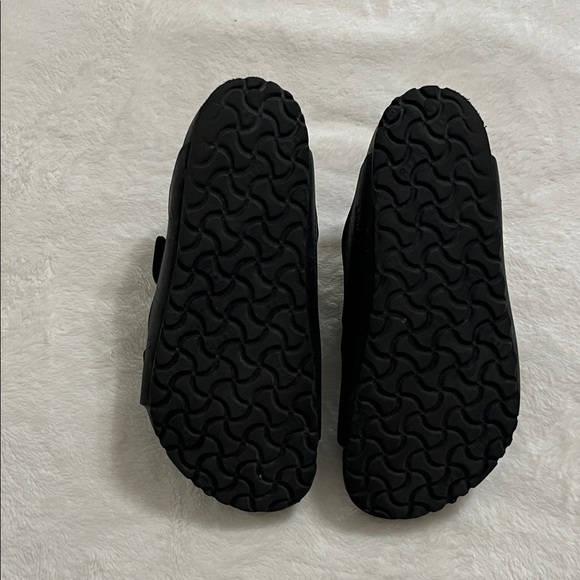 Birkenstock Kids Shoes in Brown and Black - Picture 10 of 15